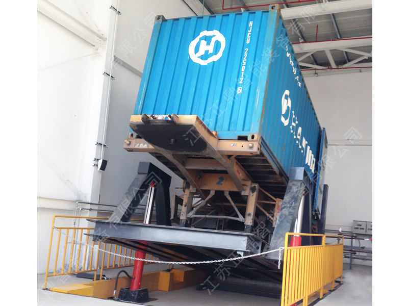 整體式集裝箱卸車(chē)機(jī)